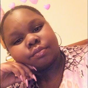 Meet your Posher, Jasmine